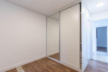 Apartamento à venda com 120m², 2 quartos e 2 vagasQuarto 2