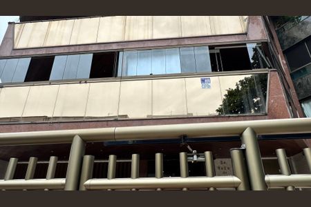 Apartamento à venda com 144m², 3 quartos e 3 vagasFachada