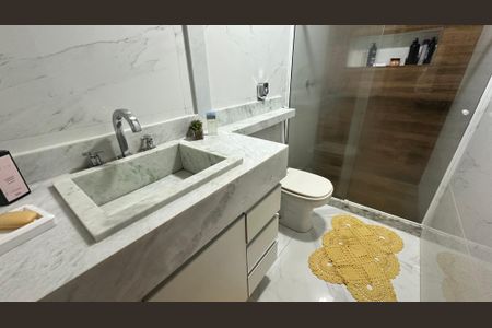 Apartamento à venda com 144m², 3 quartos e 3 vagasBanheiro da Suíte