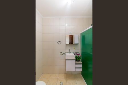Casa à venda com 116m², 3 quartos e 2 vagasBanheiro da Suíte