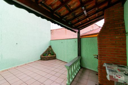 Casa à venda com 116m², 3 quartos e 2 vagasQuintal