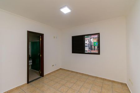 Casa à venda com 116m², 3 quartos e 2 vagasSuíte