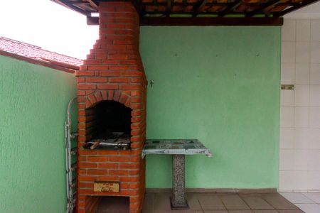 Casa à venda com 116m², 3 quartos e 2 vagasQuintal - Churrasqueira