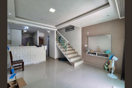 Casa de Condomínio à venda com 3 quartos, 130m² em Vargem Grande, Rio de Janeiro