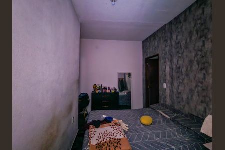 Quarto de casa para alugar com 4 quartos, 90m² em Jardim São Luís, São Paulo