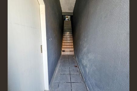 Corredor de casa para alugar com 4 quartos, 90m² em Jardim São Luís, São Paulo