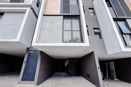 Casa de condomínio para alugar com 122m², 2 quartos e 1 vagaFachada