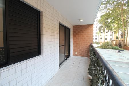Varanda da Sala de apartamento para alugar com 4 quartos, 108m² em Cidade São Francisco, São Paulo