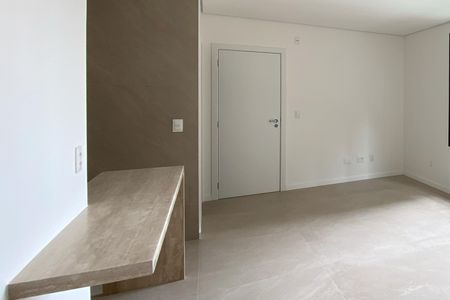 Apartamento à venda com 101m², 3 quartos e 2 vagas Apartamento à venda com 101m², 3 quartos e 2 vagasSala