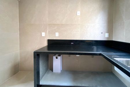 Apartamento à venda com 101m², 3 quartos e 2 vagas Apartamento à venda com 101m², 3 quartos e 2 vagasCozinha