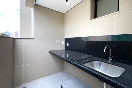 Apartamento à venda com 101m², 3 quartos e 2 vagas Apartamento à venda com 101m², 3 quartos e 2 vagasÁrea de Serviço