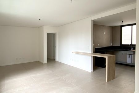 Apartamento à venda com 101m², 3 quartos e 2 vagas Apartamento à venda com 101m², 3 quartos e 2 vagasSala