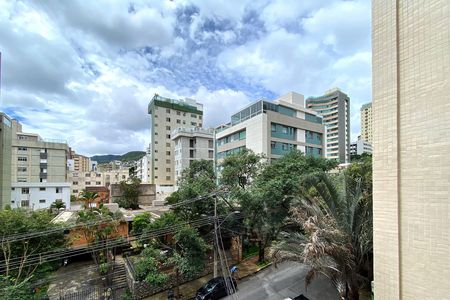 Apartamento à venda com 101m², 3 quartos e 2 vagas Apartamento à venda com 101m², 3 quartos e 2 vagasVista da Semisuite 2