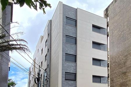 Apartamento à venda com 101m², 3 quartos e 2 vagas Apartamento à venda com 101m², 3 quartos e 2 vagasFachada