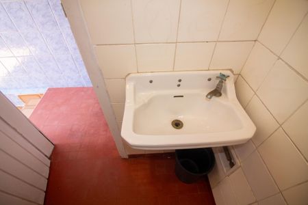 Casa à venda com 140m², 3 quartos e 2 vagasBanheiro de Serviço