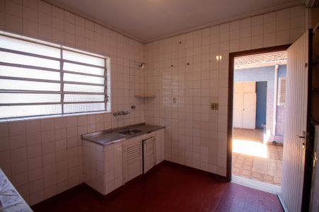 Casa à venda com 140m², 3 quartos e 2 vagasCopa