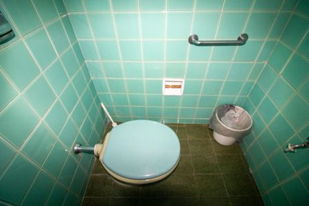 Casa à venda com 140m², 3 quartos e 2 vagasBanheiro 2