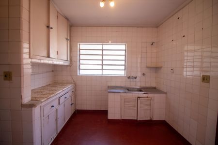 Casa à venda com 140m², 3 quartos e 2 vagasCopa