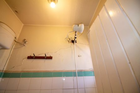 Casa à venda com 140m², 3 quartos e 2 vagasBanheiro de Serviço