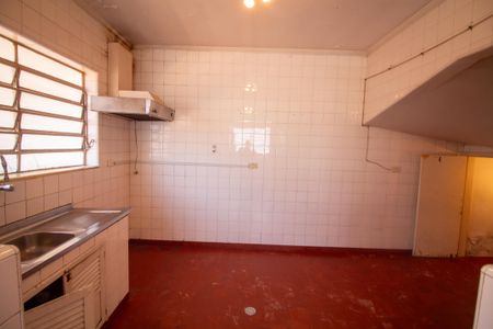 Casa à venda com 140m², 3 quartos e 2 vagasCozinha