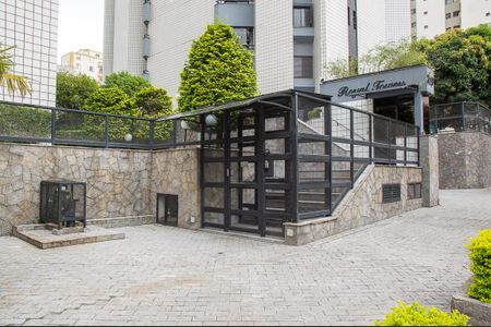 Apartamento à venda com 150m², 3 quartos e 2 vagasFachada