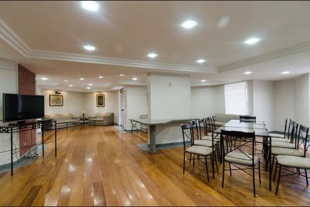 Apartamento à venda com 150m², 3 quartos e 2 vagasÁrea comum - Salão de festas