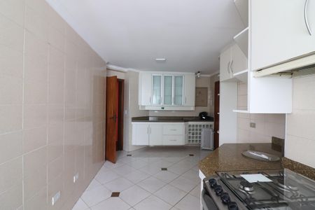 Apartamento à venda com 150m², 3 quartos e 2 vagasCozinha