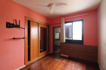 Apartamento à venda com 150m², 3 quartos e 2 vagasSuíte 1