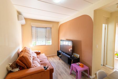 Sala de apartamento à venda com 2 quartos, 54m² em Vila Nova, Porto Alegre