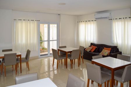 Apartamento para alugar com 60m², 2 quartos e 1 vagaÁrea comum