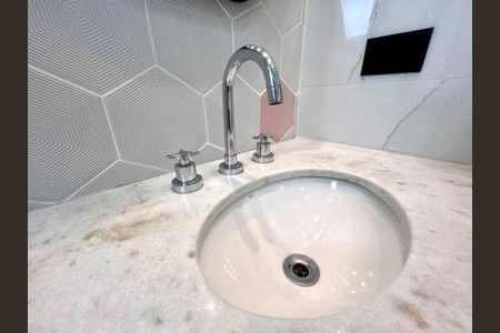 Apartamento à venda com 66m², 1 quarto e 1 vagaBanheiro 1