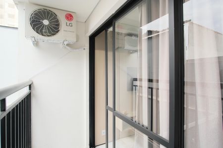 Varanda de kitnet/studio para alugar com 1 quarto, 26m² em Tatuapé, São Paulo