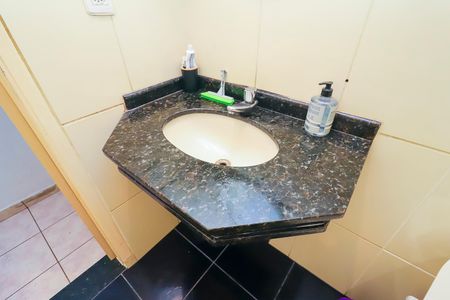 Casa para alugar com 250m², 4 quartos e 2 vagasLavabo