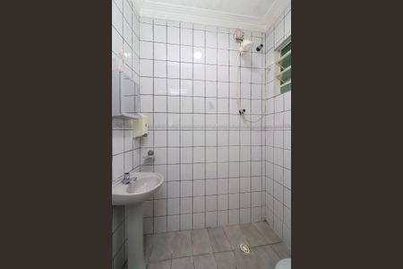 Casa para alugar com 250m², 4 quartos e 2 vagasBanheiro do Salão