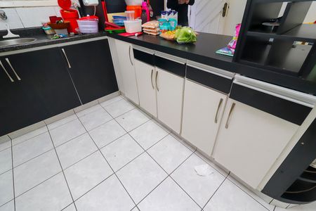 Casa para alugar com 250m², 4 quartos e 2 vagasCozinha