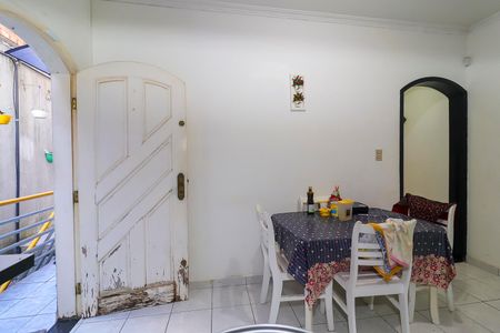 Casa para alugar com 250m², 4 quartos e 2 vagasCopa