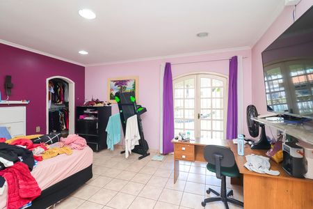 Casa para alugar com 250m², 4 quartos e 2 vagasQuarto 1 - Suíte