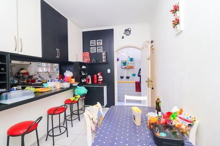 Casa para alugar com 250m², 4 quartos e 2 vagasCopa