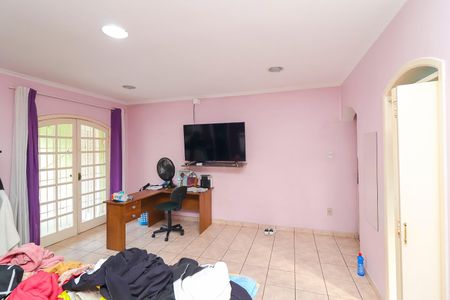 Casa para alugar com 250m², 4 quartos e 2 vagasQuarto 1 - Suíte
