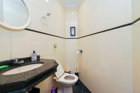 Casa para alugar com 250m², 4 quartos e 2 vagasLavabo