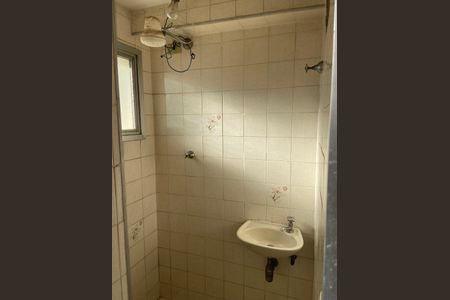 Apartamento para alugar com 62m², 2 quartos e sem vagaÁrea de Serviço - Banheiro