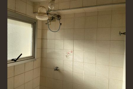 Apartamento para alugar com 62m², 2 quartos e sem vagaÁrea de Serviço - Banheiro