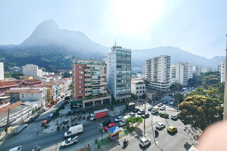 Apartamento para alugar com 93m², 3 quartos e sem vaga Apartamento para alugar com 93m², 3 quartos e sem vagaVista