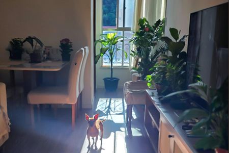 Apartamento para alugar com 93m², 3 quartos e sem vaga Apartamento para alugar com 93m², 3 quartos e sem vagaSala