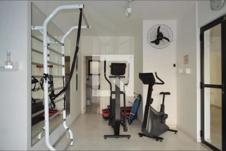 Apartamento à venda com 110m², 3 quartos e 4 vagas Apartamento à venda com 110m², 3 quartos e 4 vagasÁrea comum