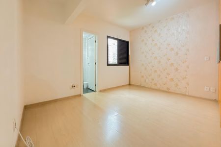Apartamento à venda com 110m², 3 quartos e 4 vagas Apartamento à venda com 110m², 3 quartos e 4 vagasSuíte