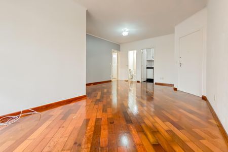 Apartamento à venda com 110m², 3 quartos e 4 vagas Apartamento à venda com 110m², 3 quartos e 4 vagasSala