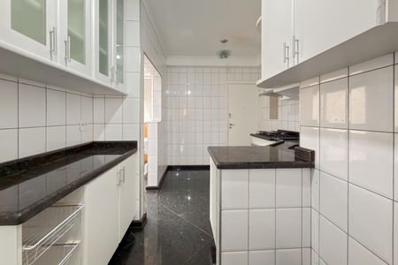 Apartamento à venda com 110m², 3 quartos e 4 vagas Apartamento à venda com 110m², 3 quartos e 4 vagasCozinha