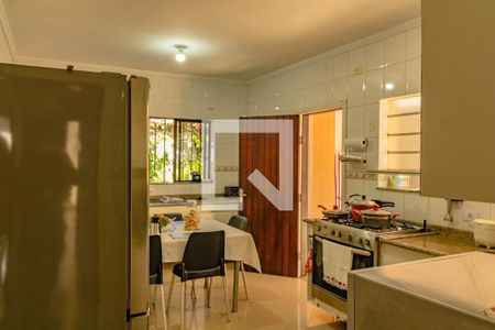 Casa à venda com 160m², 5 quartos e 3 vagas