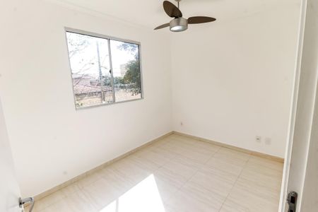 Quarto 1 de apartamento à venda com 2 quartos, 40m² em Jardim Umarizal, São Paulo